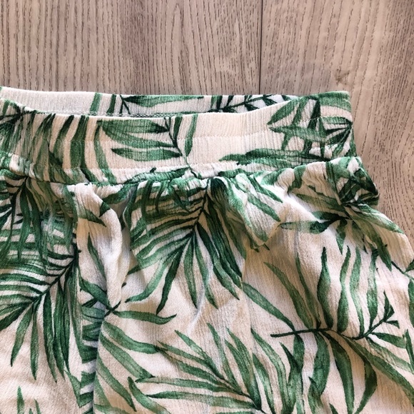Soft cotton palm tree print shorts - Picture 2 of 2